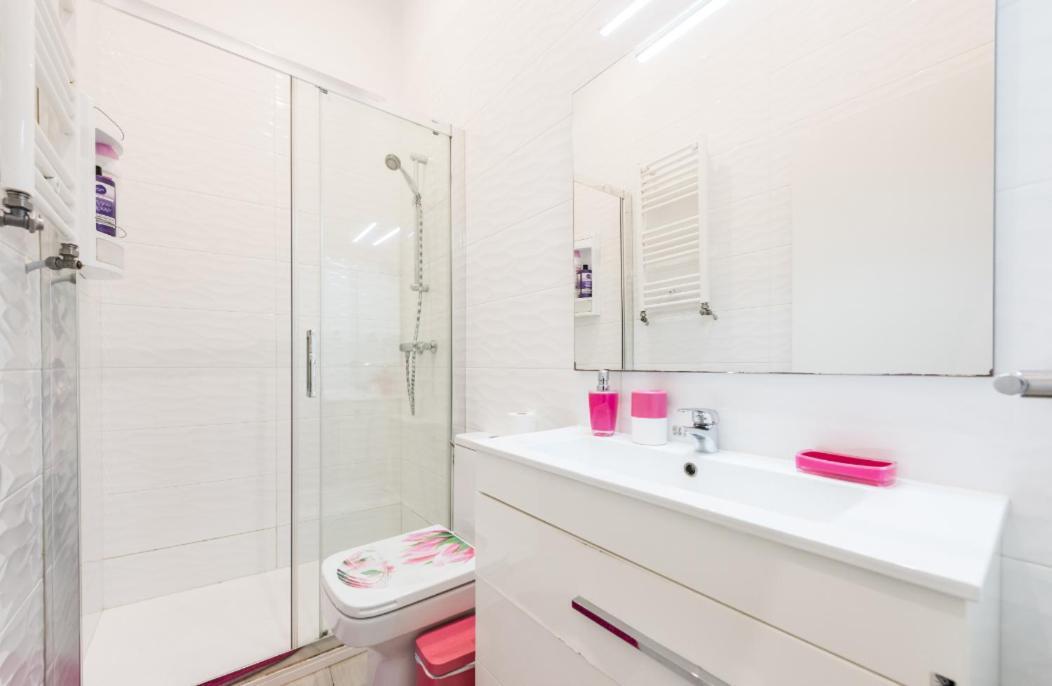 M&F Apartaments Chueca Мадрид Экстерьер фото