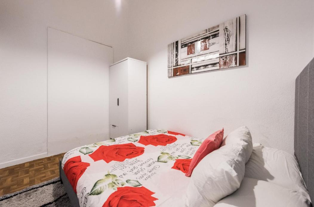 M&F Apartaments Chueca Мадрид Экстерьер фото